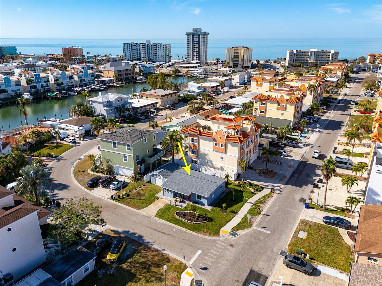 189 175TH AVE E, REDINGTON SHORES, FL, 33708