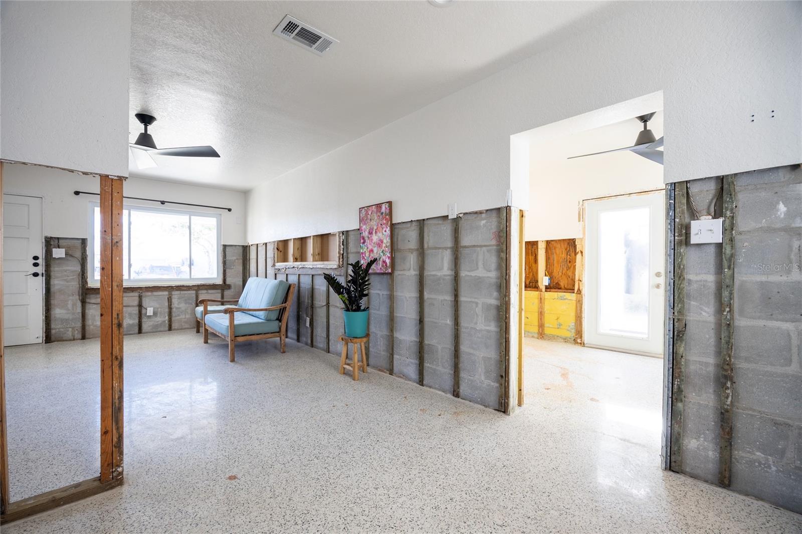 189 175TH AVE E, REDINGTON SHORES, FL, 33708