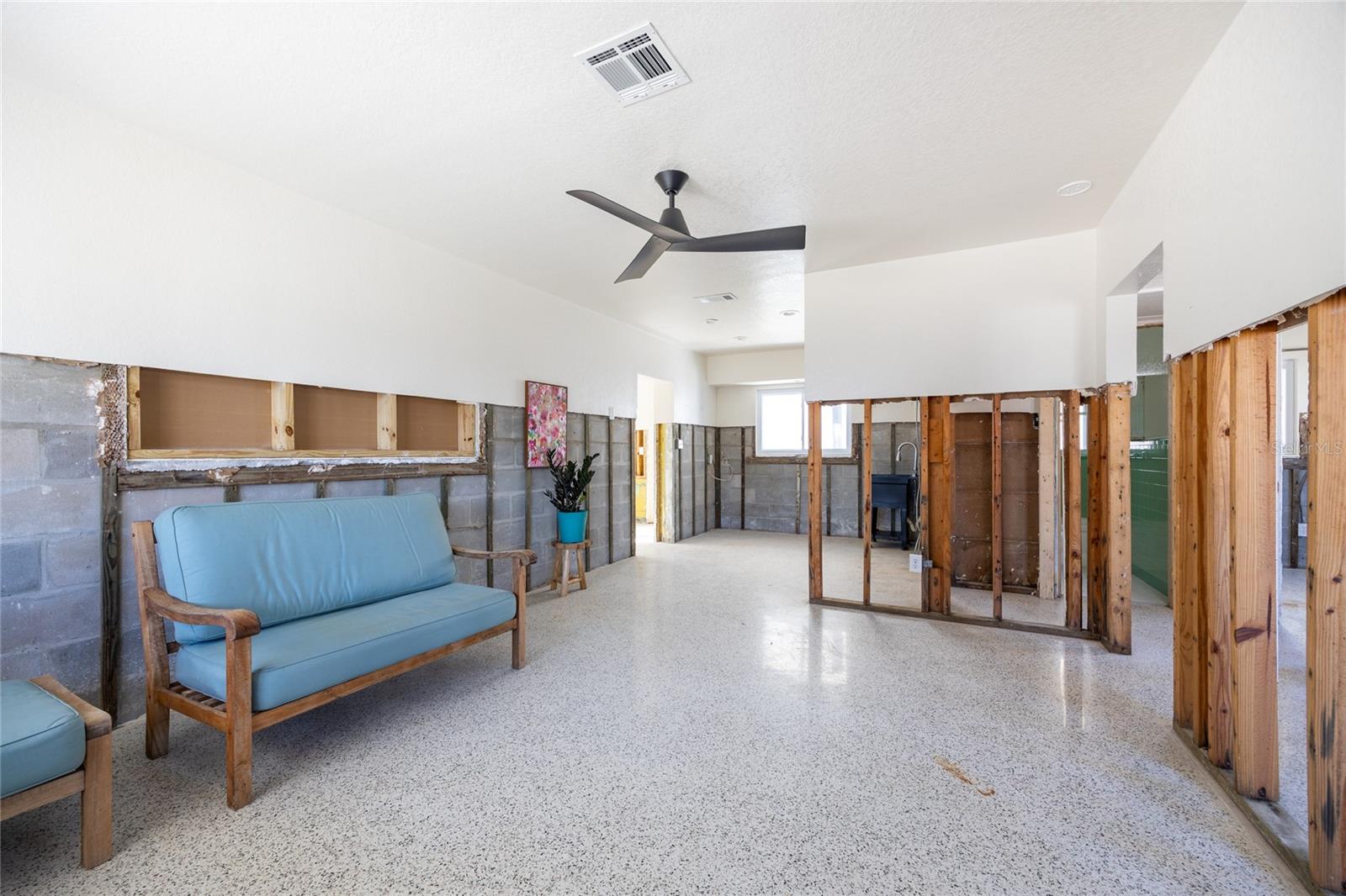 189 175TH AVE E, REDINGTON SHORES, FL, 33708