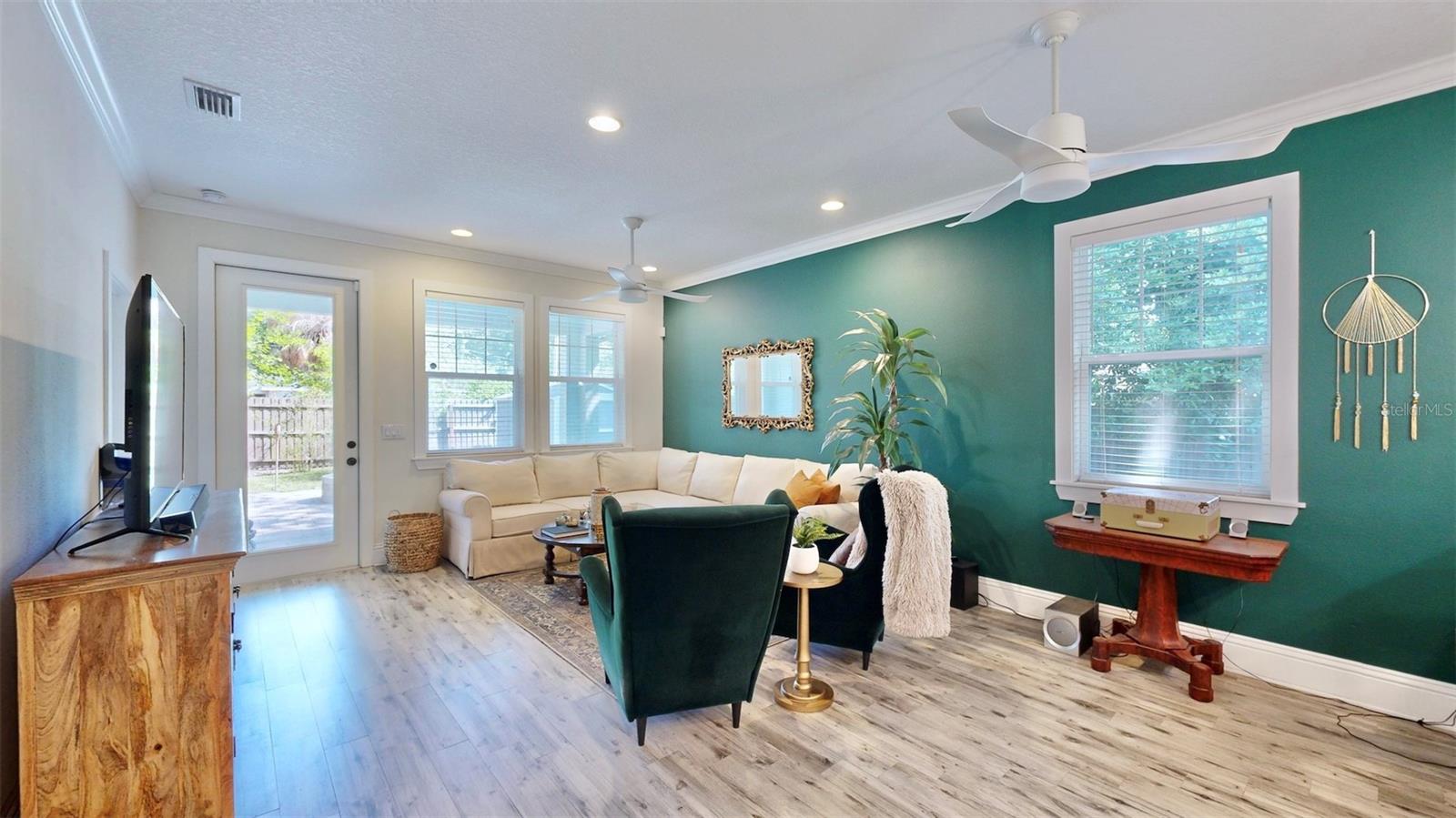 1518 E NORTH ST, TAMPA, FL, 33610