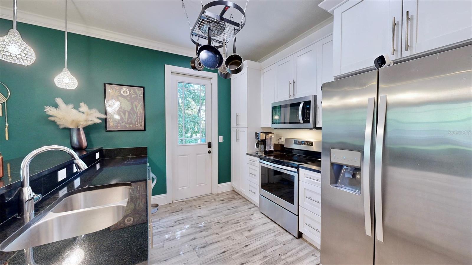 1518 E NORTH ST, TAMPA, FL, 33610