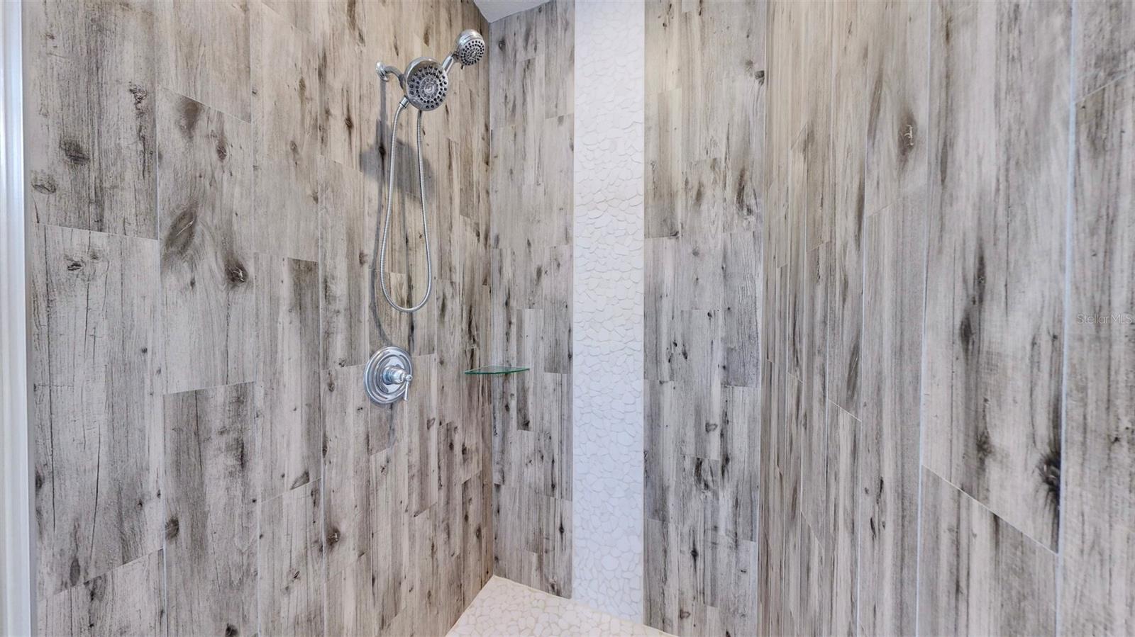 1518 E NORTH ST, TAMPA, FL, 33610