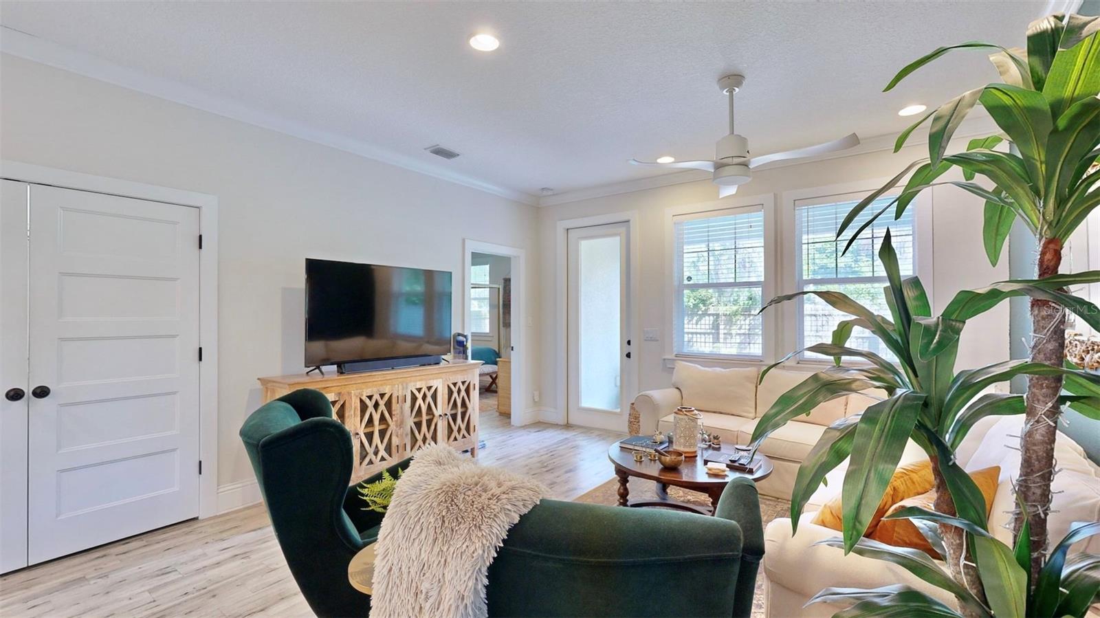 1518 E NORTH ST, TAMPA, FL, 33610