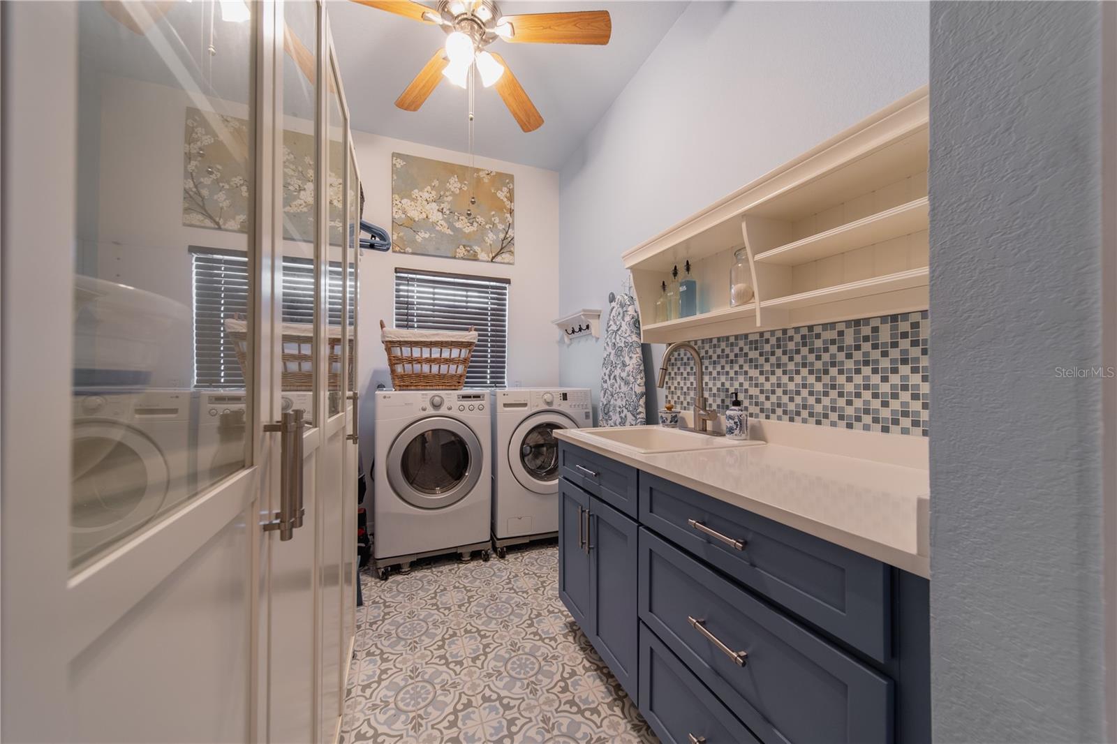 207 SANTAREM CIR, PUNTA GORDA, FL, 33983