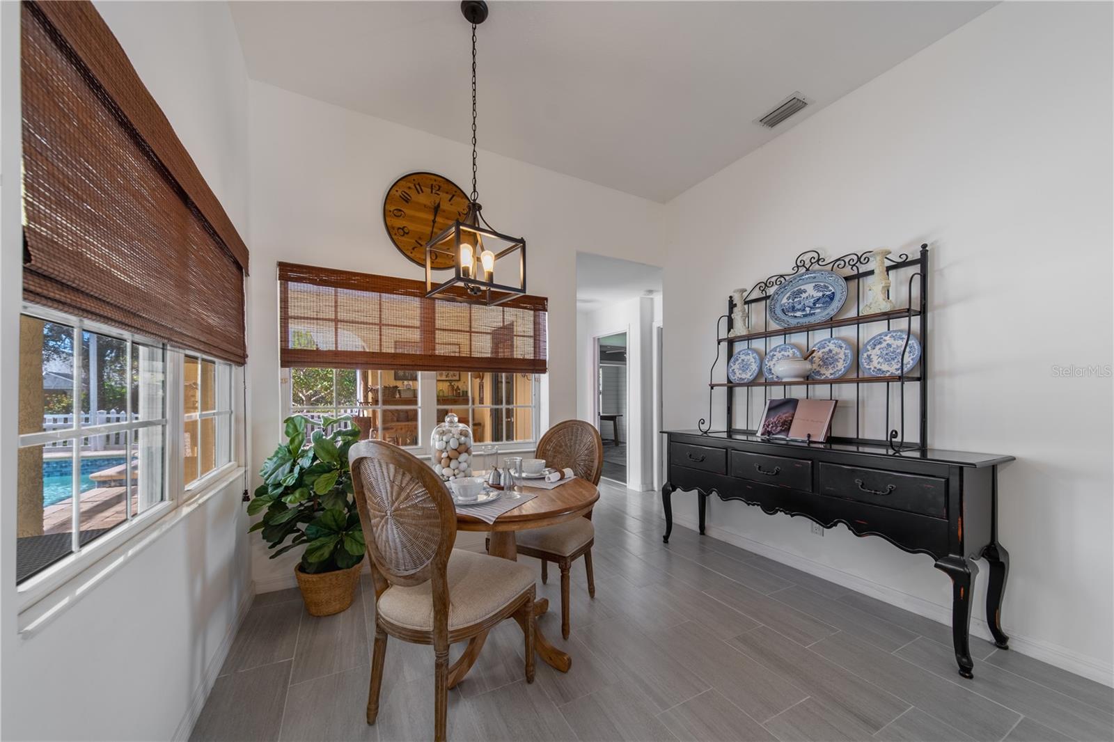 207 SANTAREM CIR, PUNTA GORDA, FL, 33983