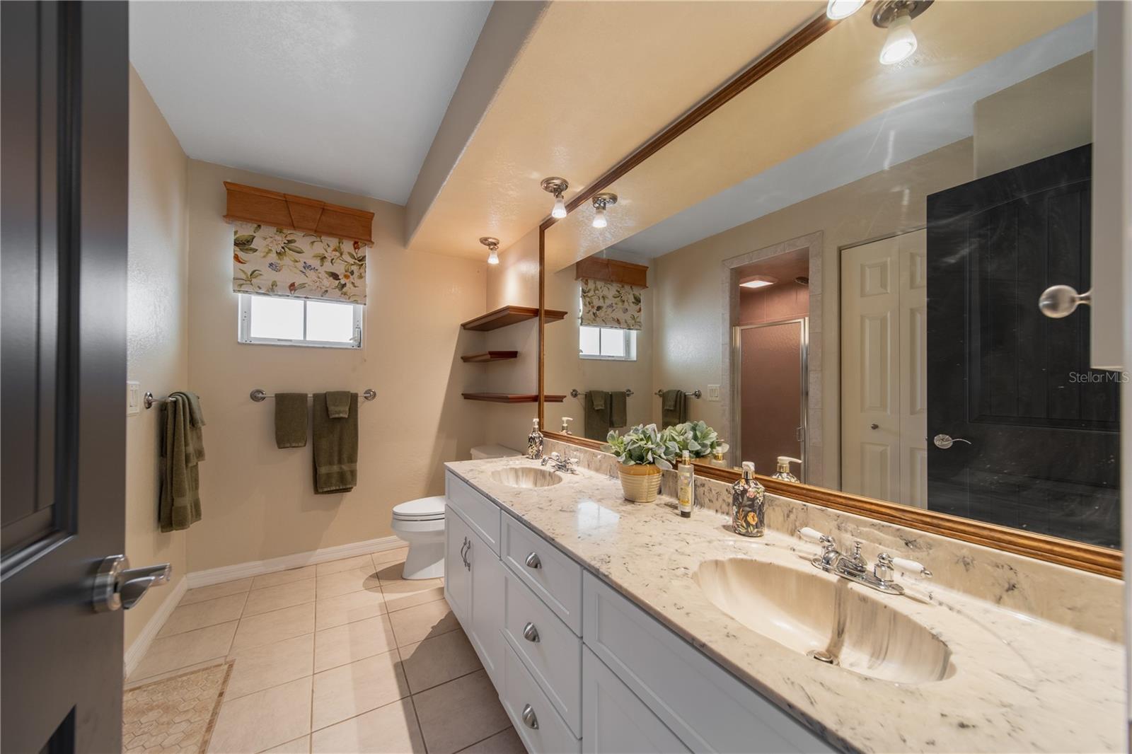207 SANTAREM CIR, PUNTA GORDA, FL, 33983