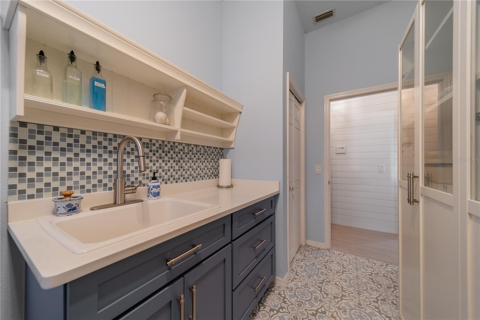 207 SANTAREM CIR, PUNTA GORDA, FL, 33983