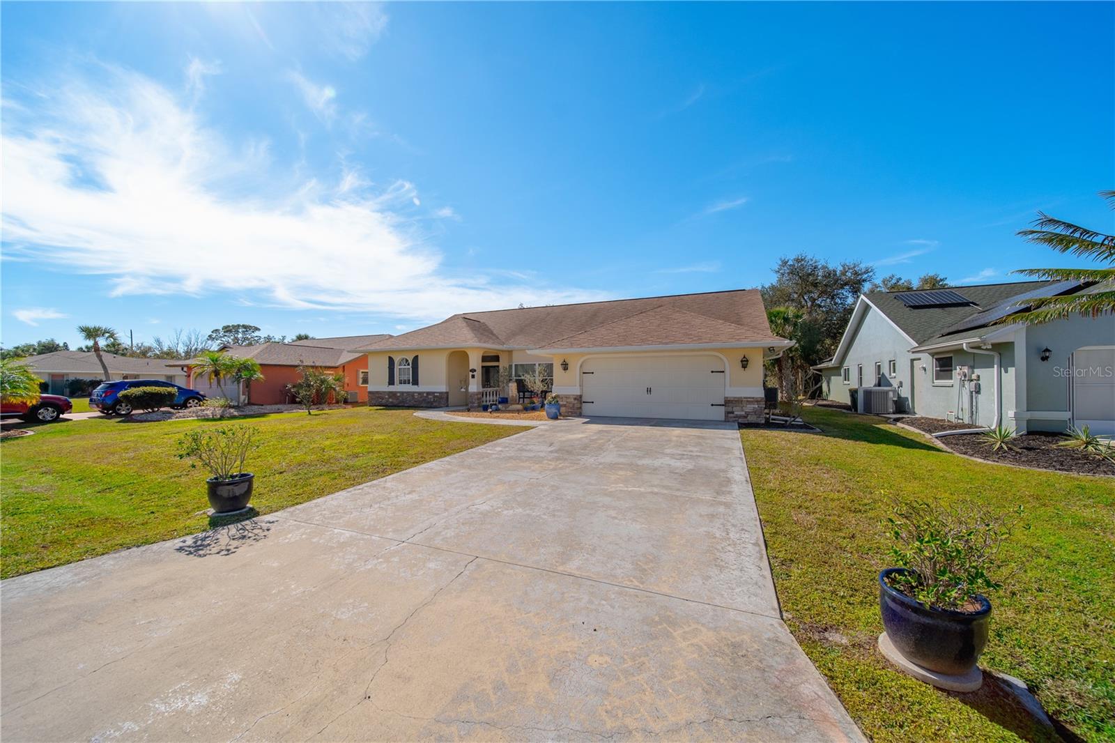 207 SANTAREM CIR, PUNTA GORDA, FL, 33983