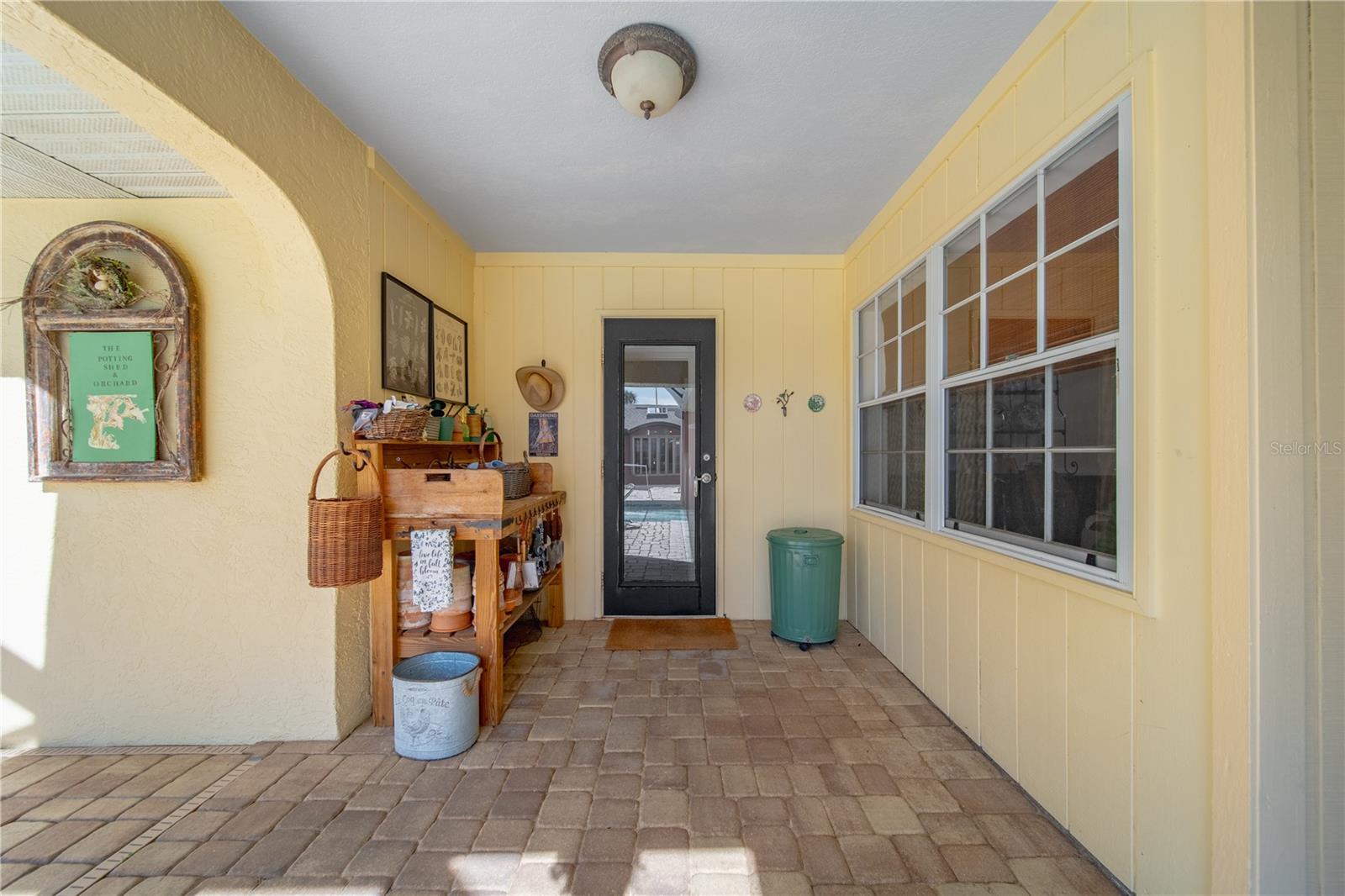 207 SANTAREM CIR, PUNTA GORDA, FL, 33983