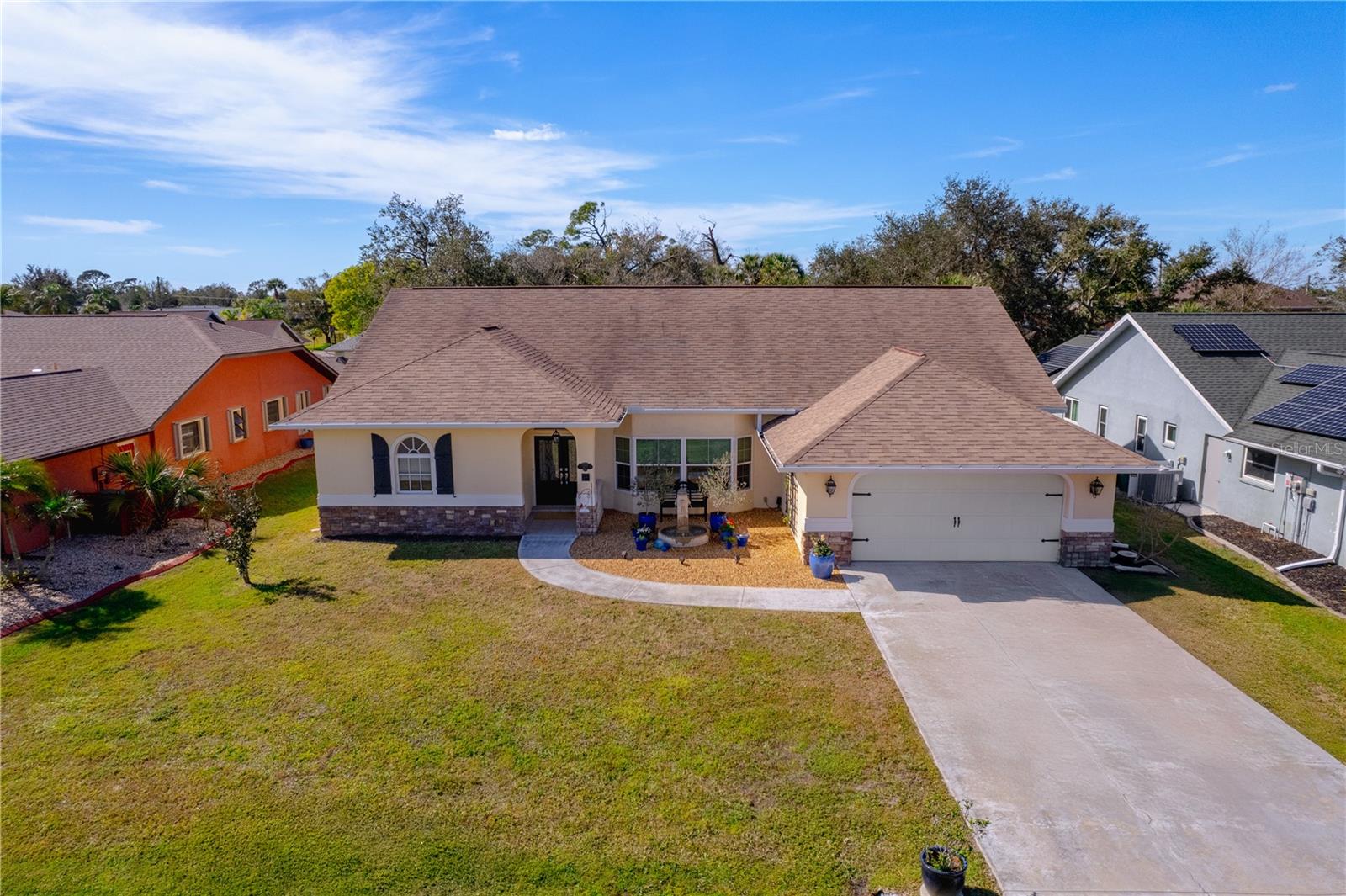 207 SANTAREM CIR, PUNTA GORDA, FL, 33983