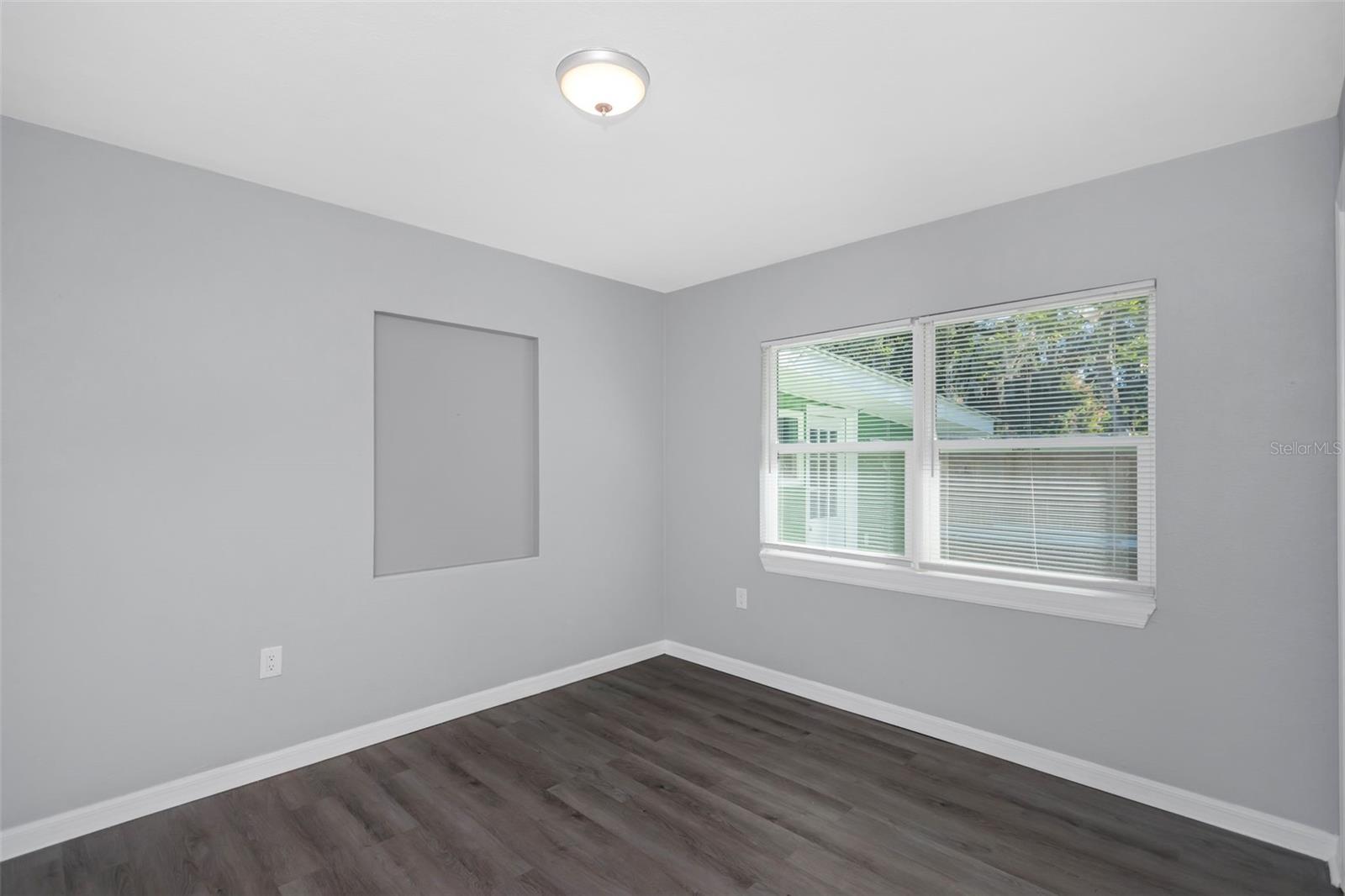 1202 S WALKER ST, PLANT CITY, FL, 33563