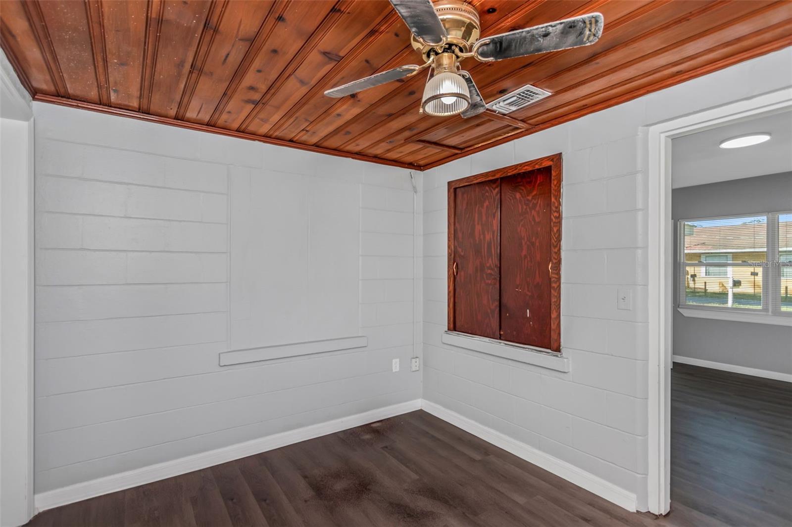 1202 S WALKER ST, PLANT CITY, FL, 33563