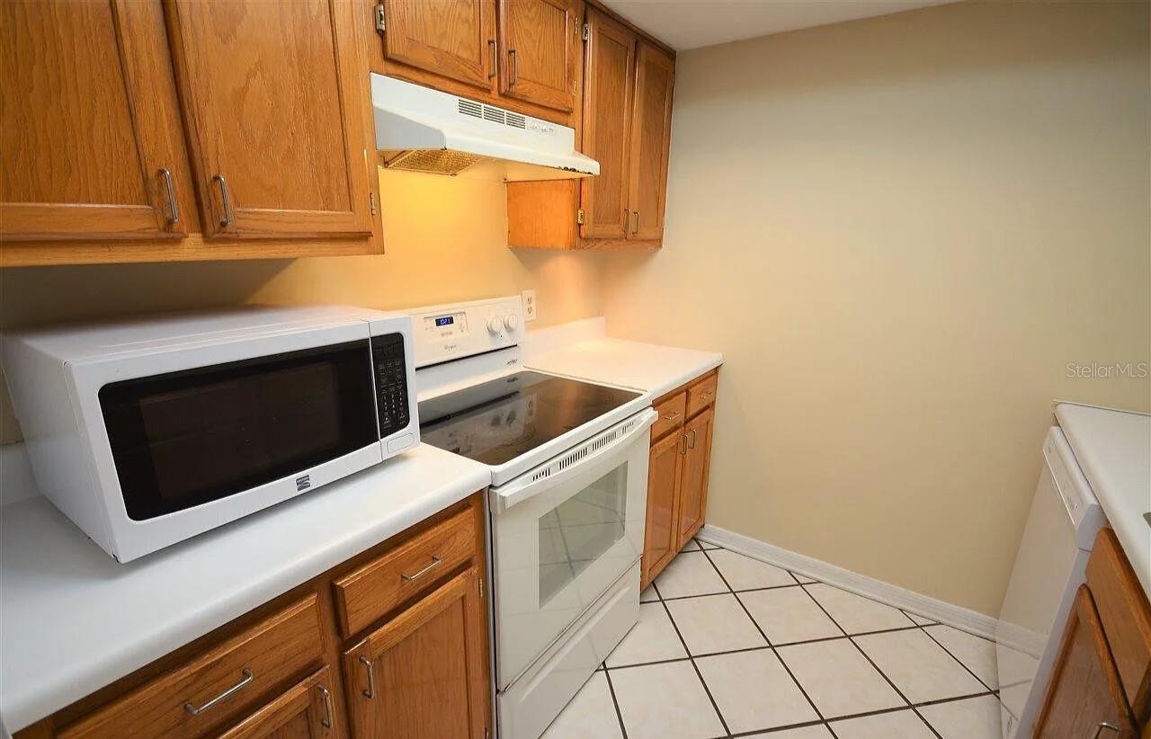 5850 SW 9TH PL, GAINESVILLE, FL, 32607