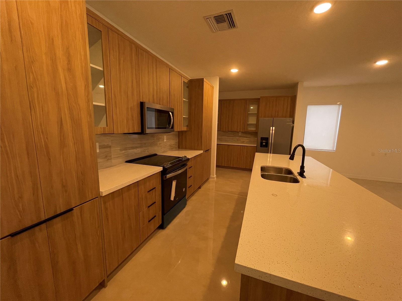 6402 CHORUS DR, MASCOTTE, FL, 34753