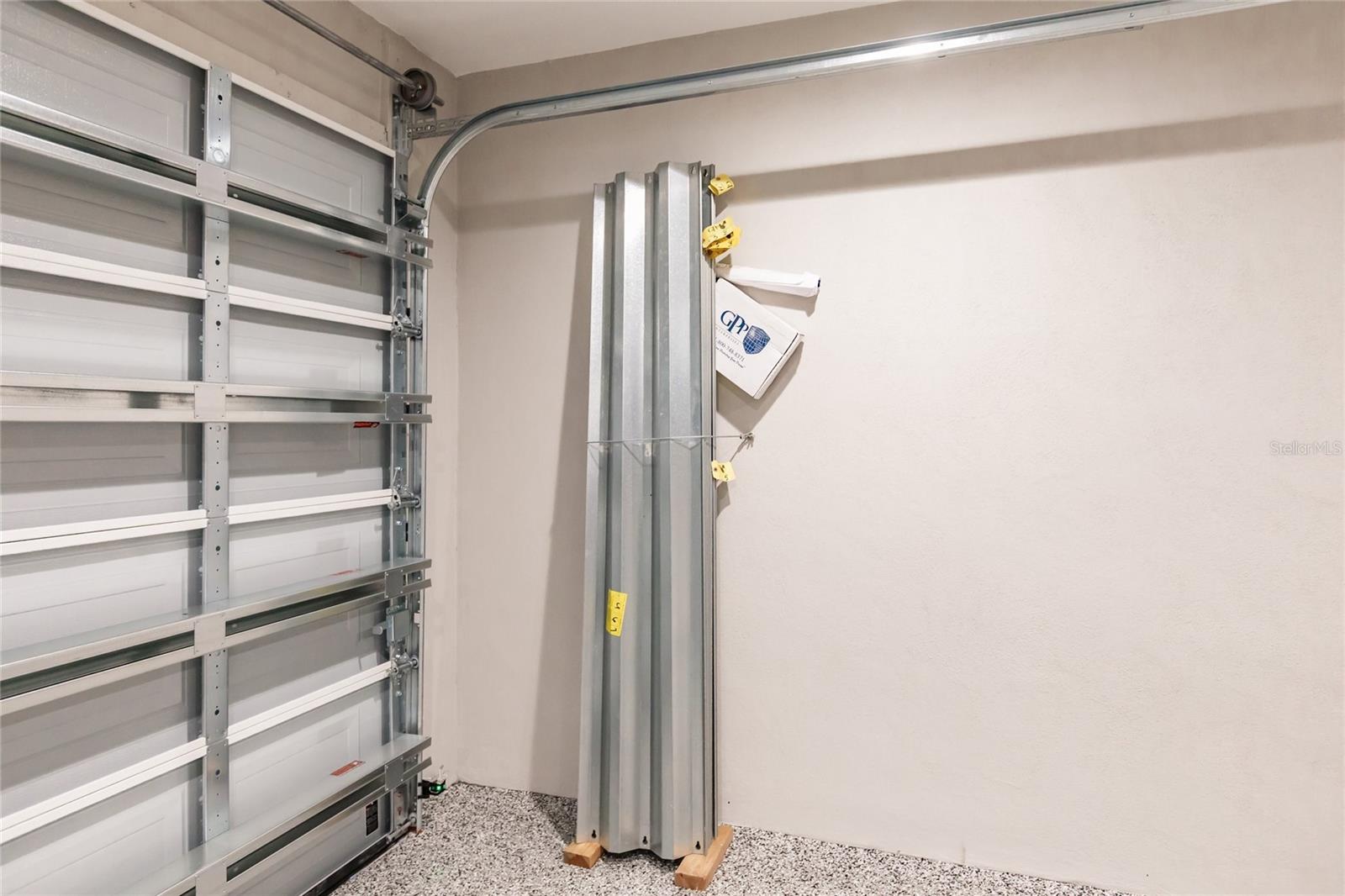 618 NE JUANITA PL, CAPE CORAL, FL, 33909