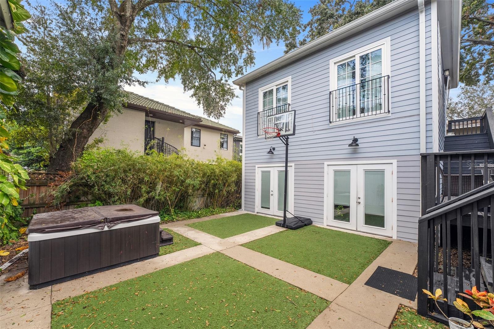 810 E CENTRAL BLVD, ORLANDO, FL, 32801