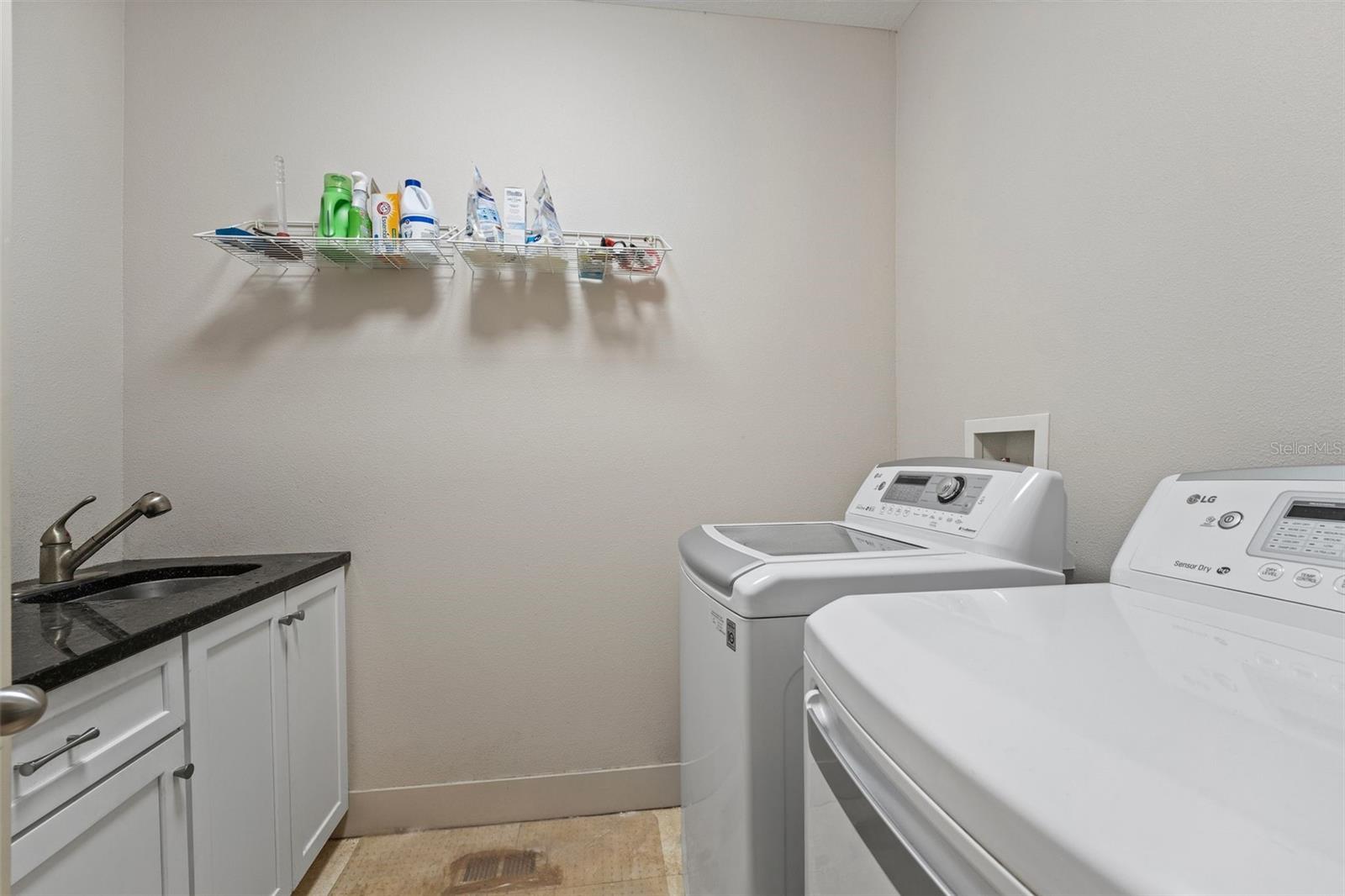 810 E CENTRAL BLVD, ORLANDO, FL, 32801