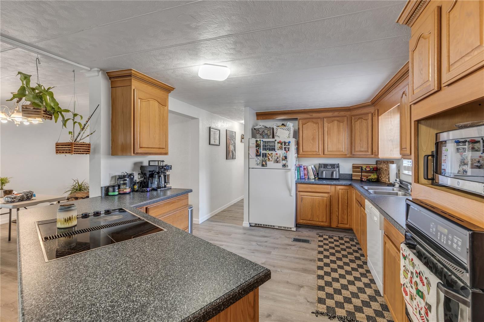 135 LEWIS ST, EDGEWATER, FL, 32141