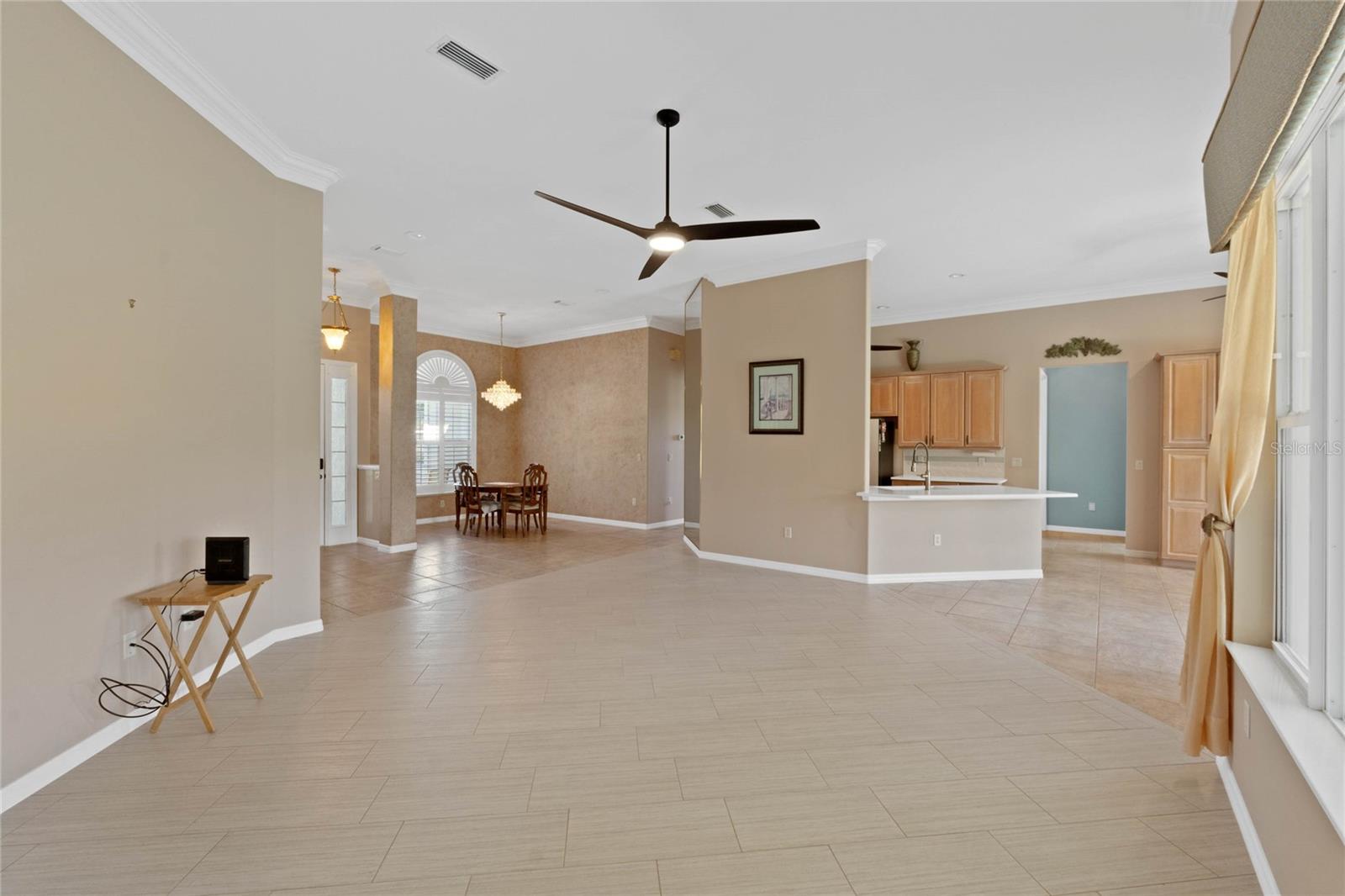 6026 LANDINGS BLVD, LADY LAKE, FL, 32159