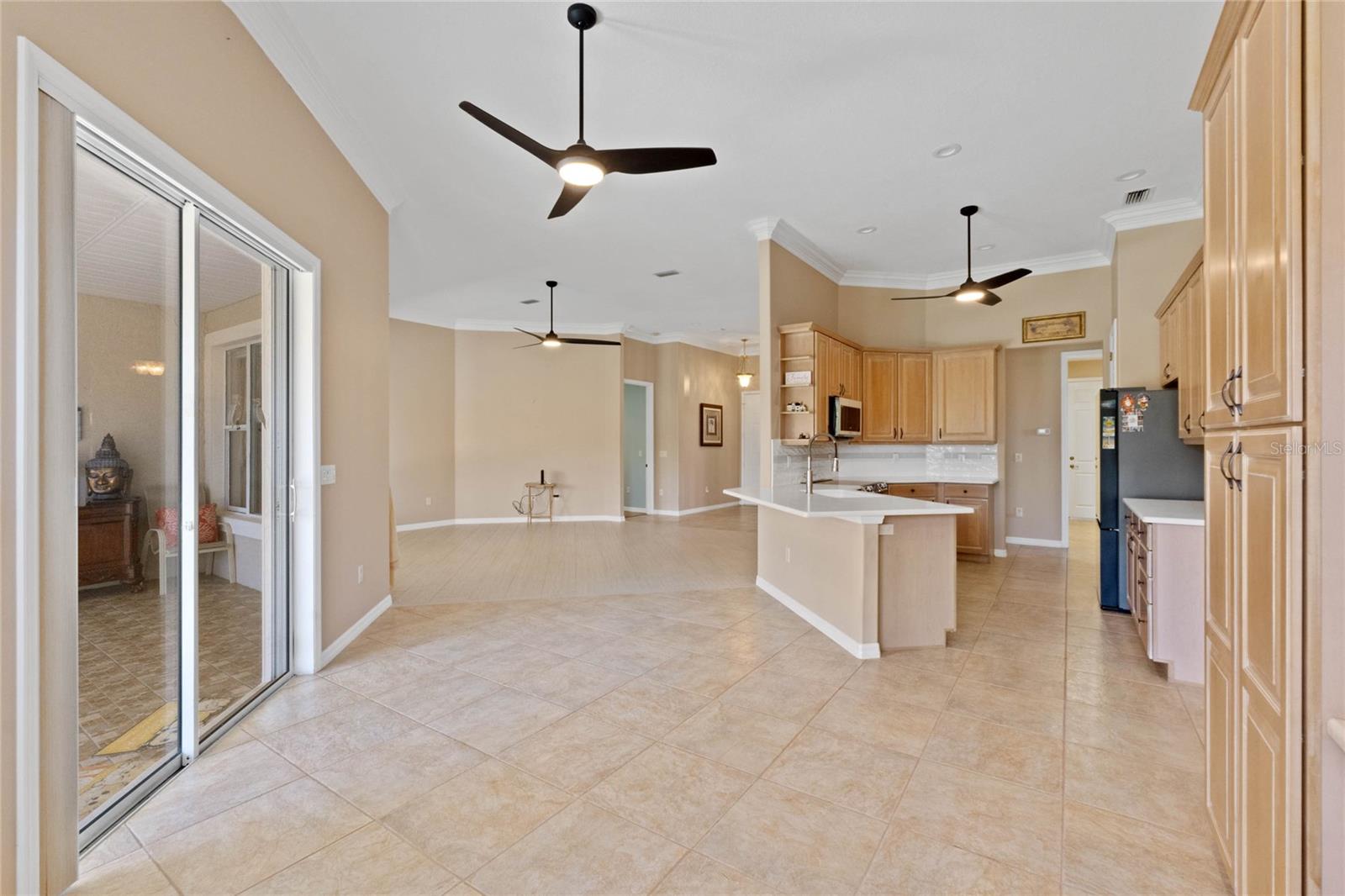 6026 LANDINGS BLVD, LADY LAKE, FL, 32159