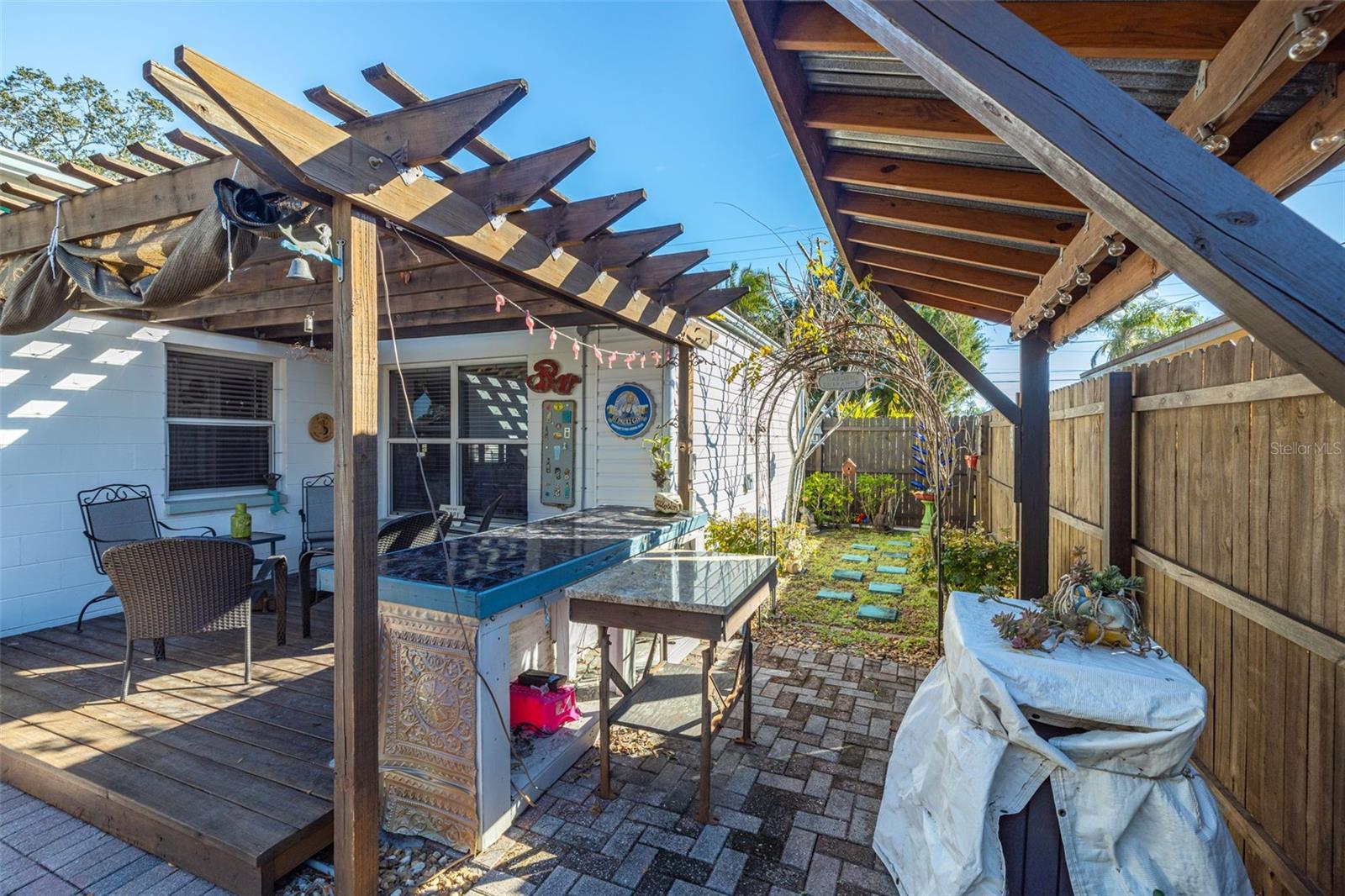 416 COUNTRY CLUB DR, OLDSMAR, FL, 34677