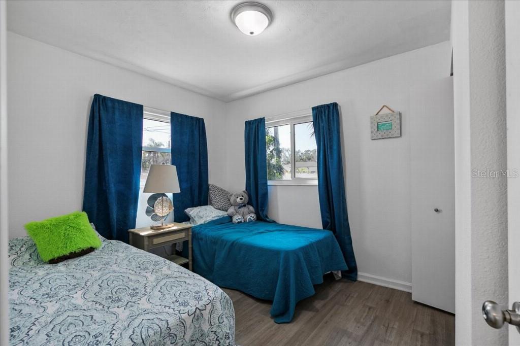 208 PENNSYLVANIA AVE, OSPREY, FL, 34229