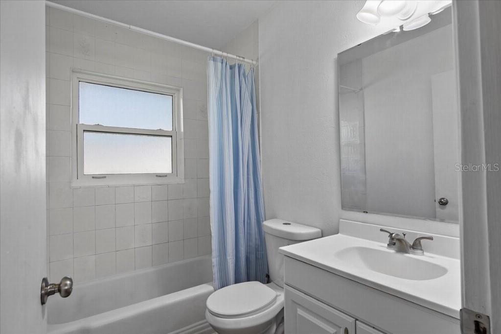 208 PENNSYLVANIA AVE, OSPREY, FL, 34229