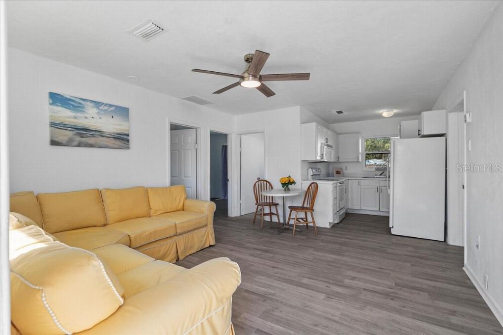 208 PENNSYLVANIA AVE, OSPREY, FL, 34229