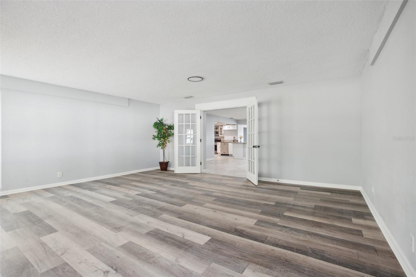 20 N LAKE IDYLWILD DR, WINTER HAVEN, FL, 33881