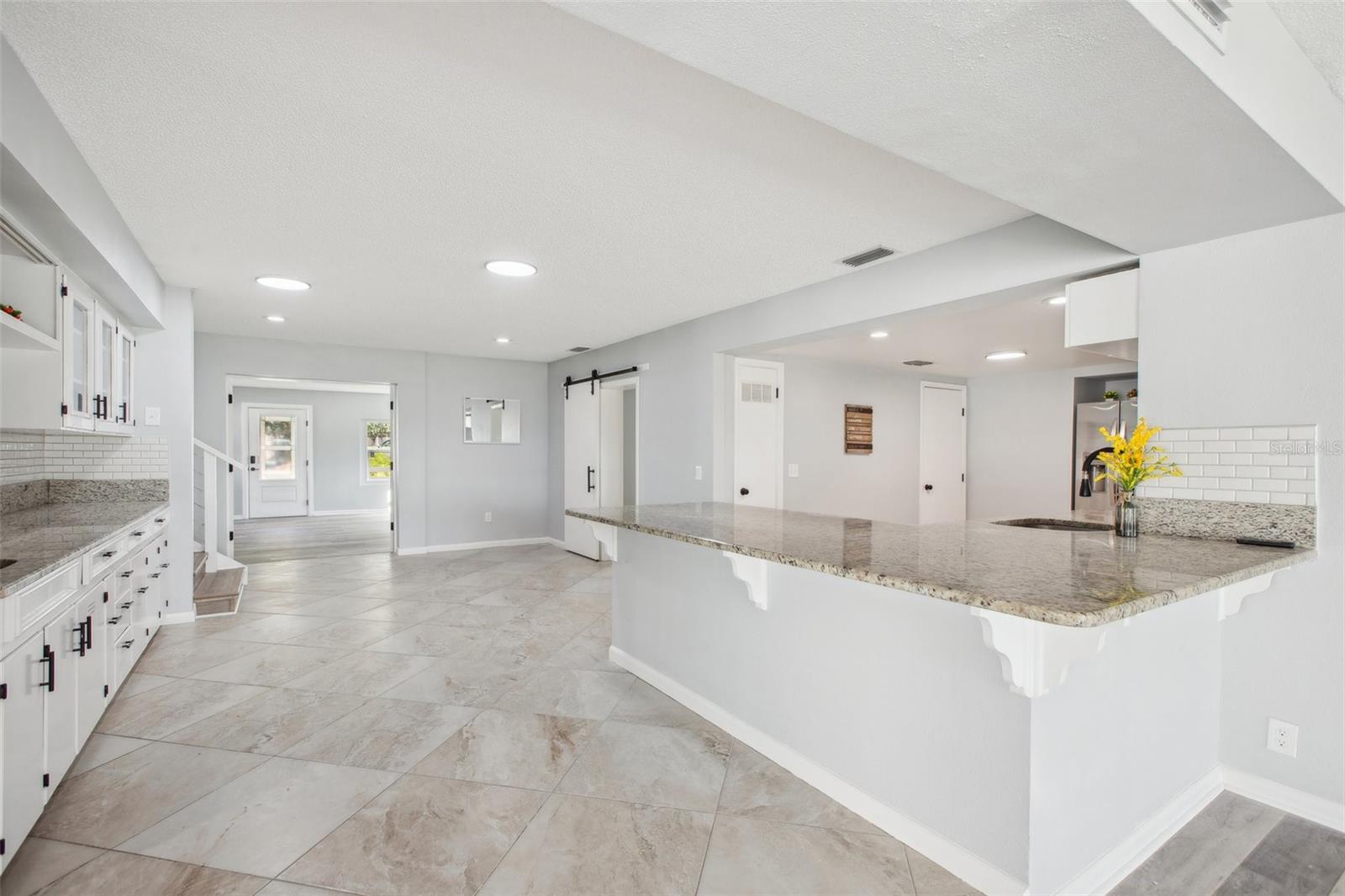 20 N LAKE IDYLWILD DR, WINTER HAVEN, FL, 33881