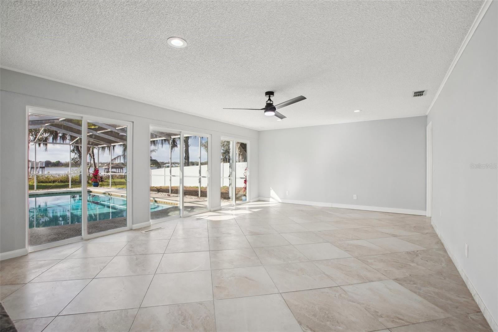 20 N LAKE IDYLWILD DR, WINTER HAVEN, FL, 33881