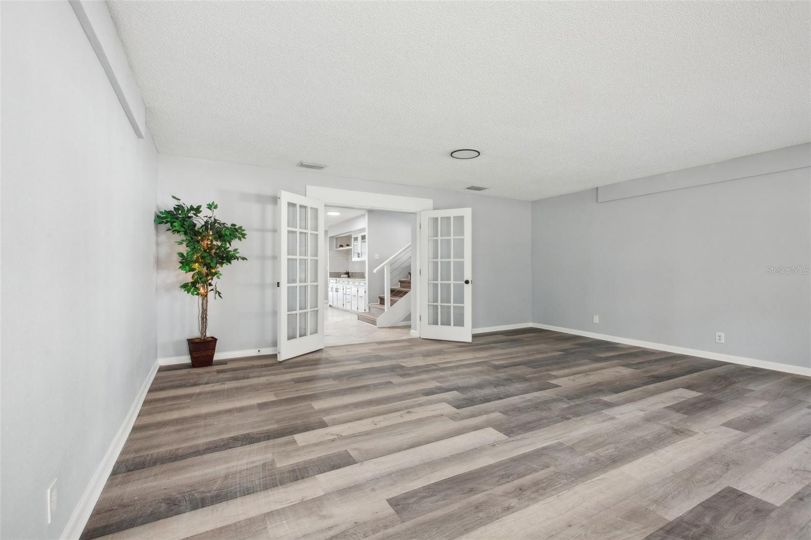 20 N LAKE IDYLWILD DR, WINTER HAVEN, FL, 33881