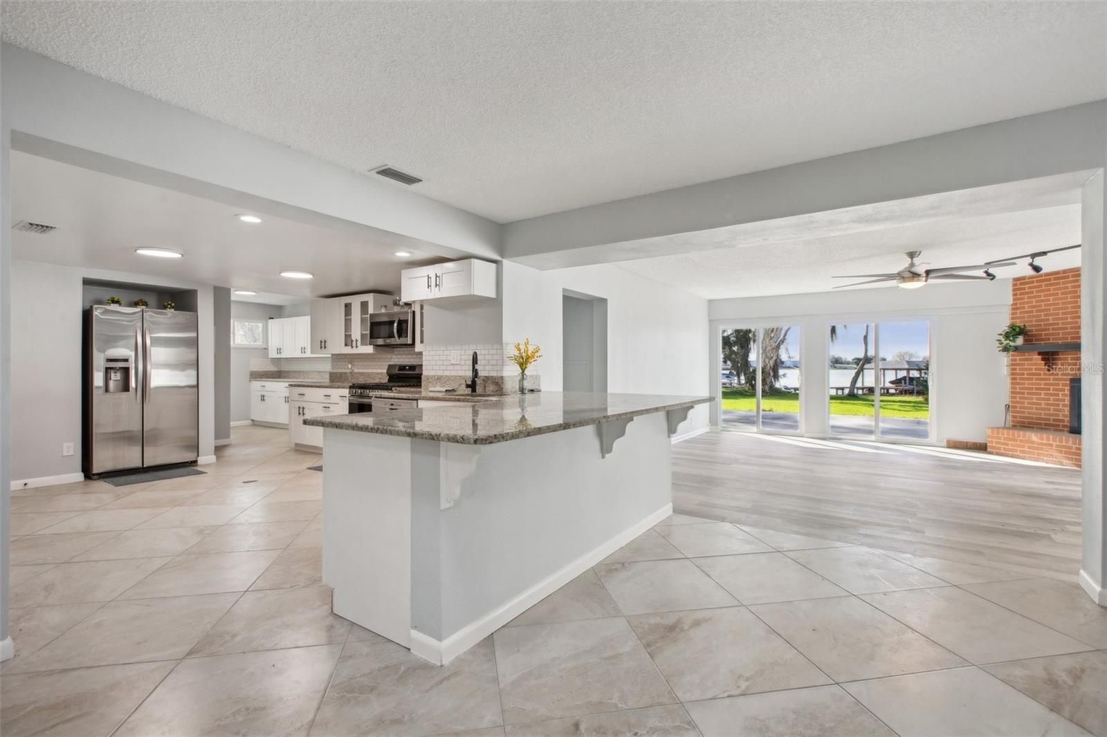 20 N LAKE IDYLWILD DR, WINTER HAVEN, FL, 33881