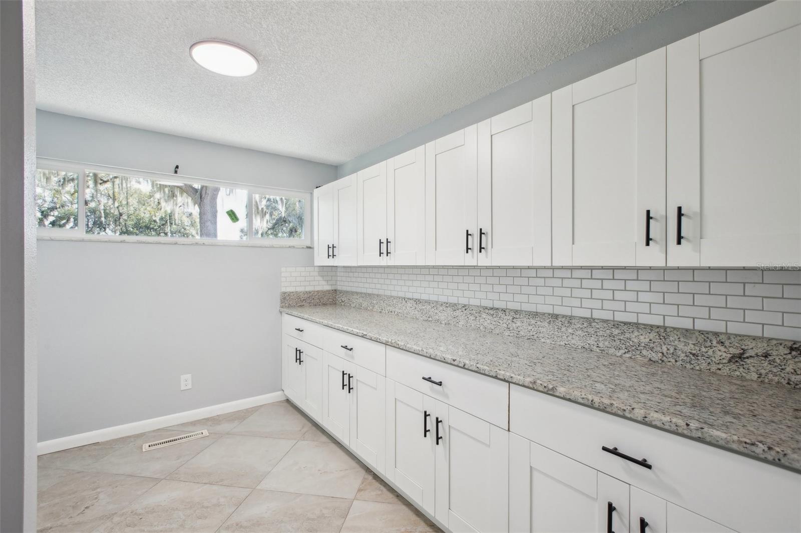 20 N LAKE IDYLWILD DR, WINTER HAVEN, FL, 33881