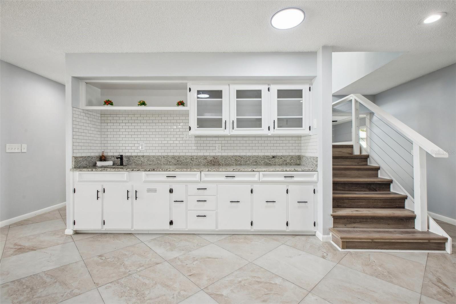 20 N LAKE IDYLWILD DR, WINTER HAVEN, FL, 33881