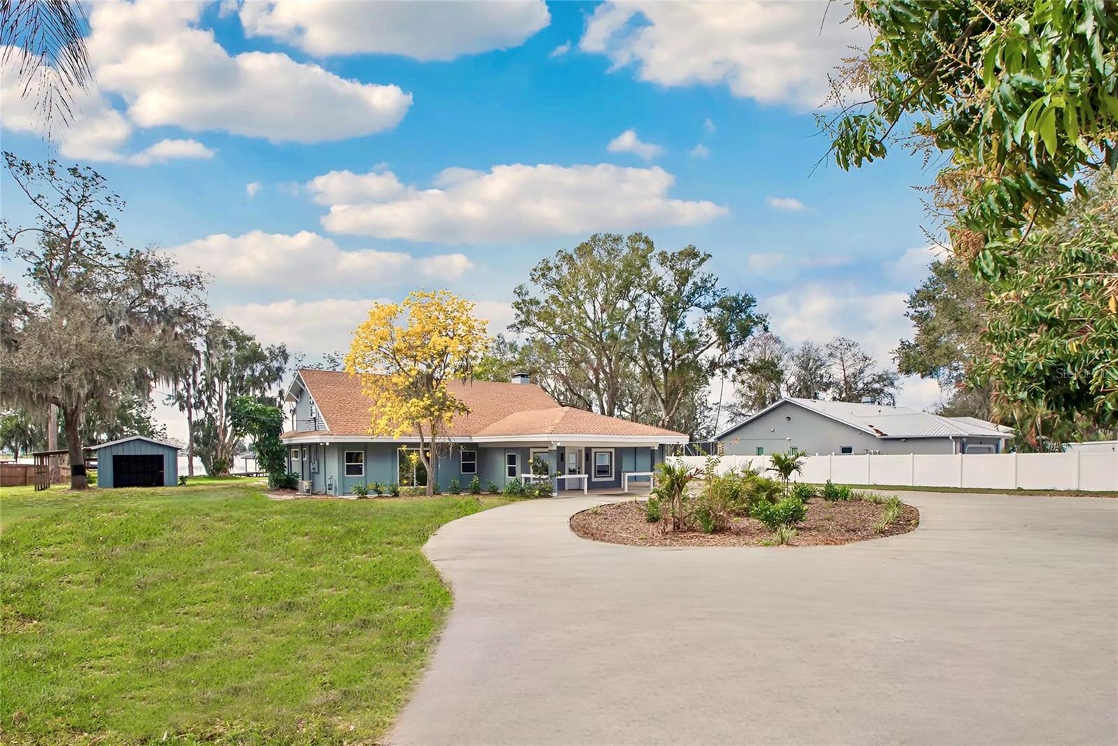 20 N LAKE IDYLWILD DR, WINTER HAVEN, FL, 33881