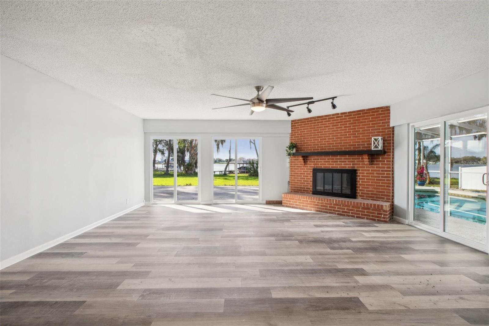 20 N LAKE IDYLWILD DR, WINTER HAVEN, FL, 33881