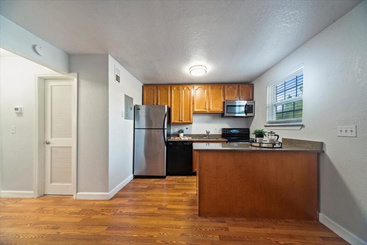 805 WELDONA LN #104, ORLANDO, FL, 32801