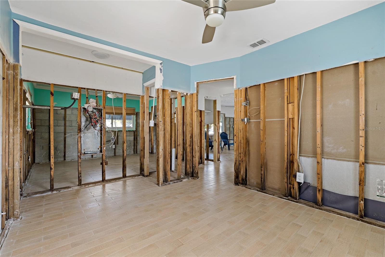 309 LAGOON DR, PALM HARBOR, FL, 34683