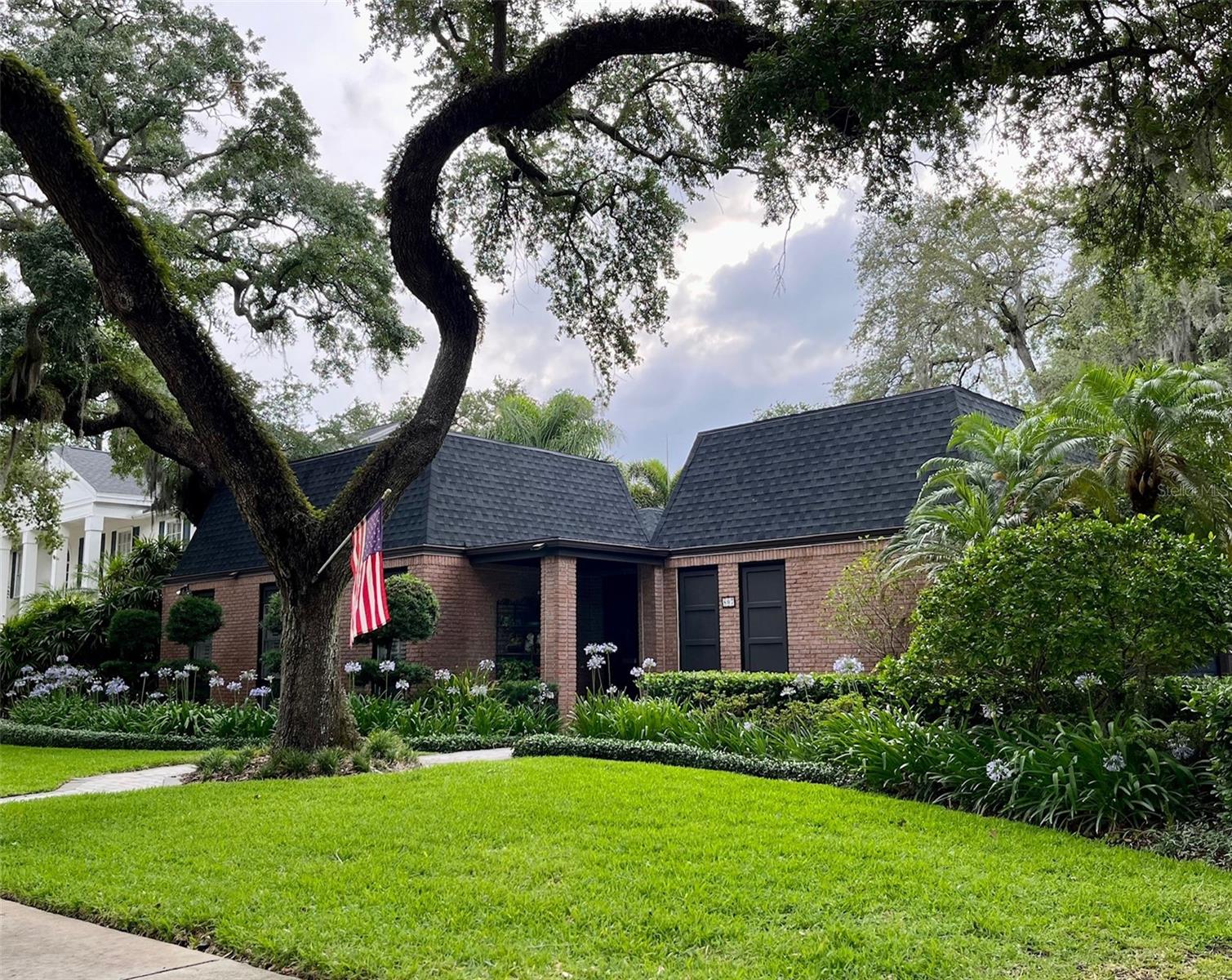 807 GROVE PARK AVE, TAMPA, FL, 33609