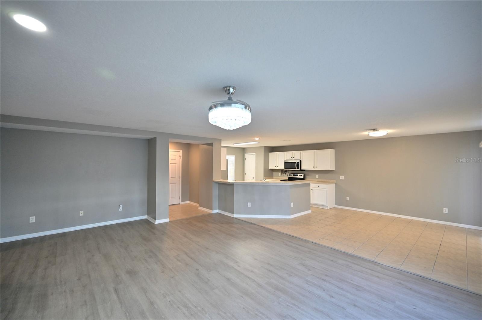 10922 SUBTLE TRAIL DR, RIVERVIEW, FL, 33579