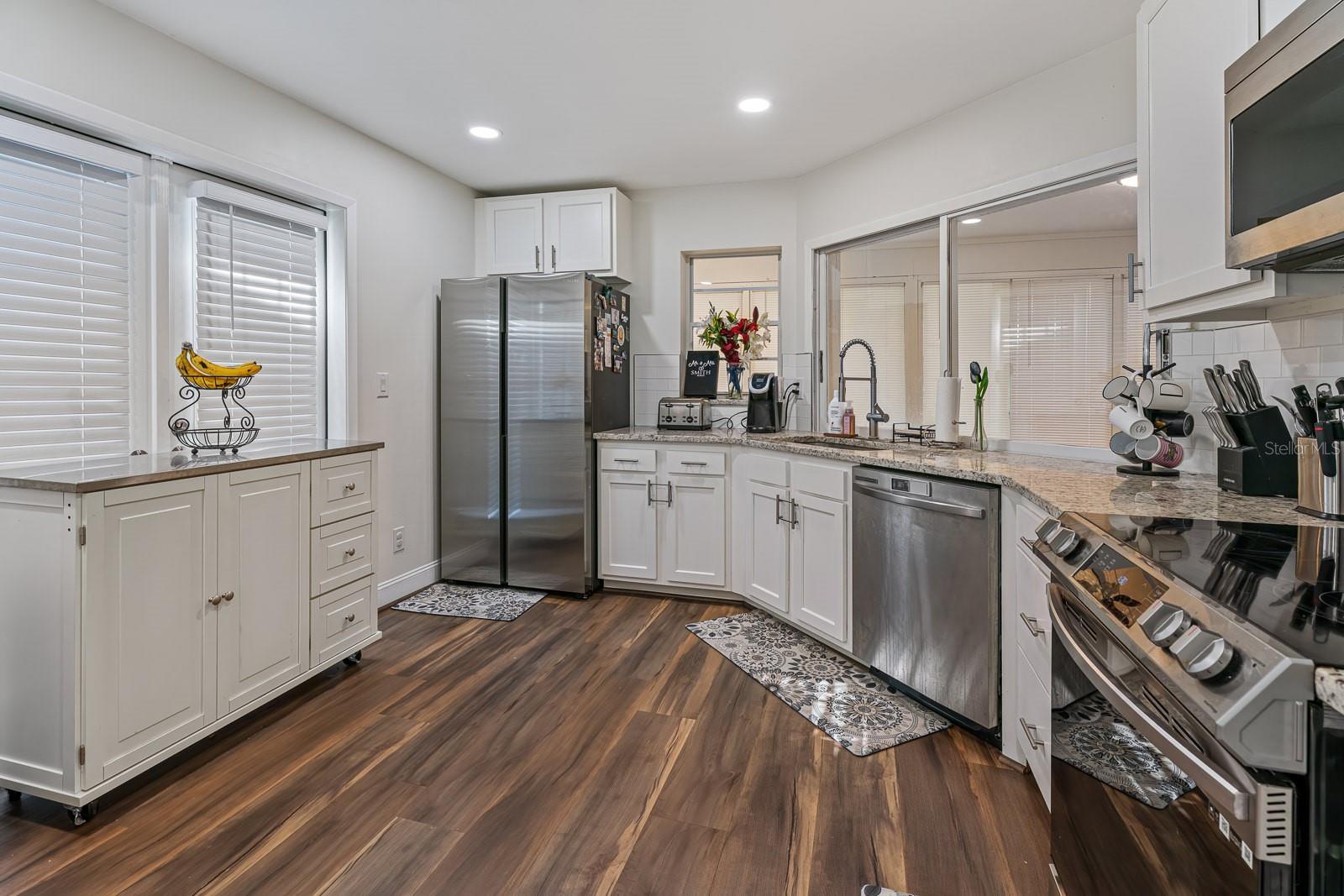 764 CAPTIVA CT NE, ST PETERSBURG, FL, 33702