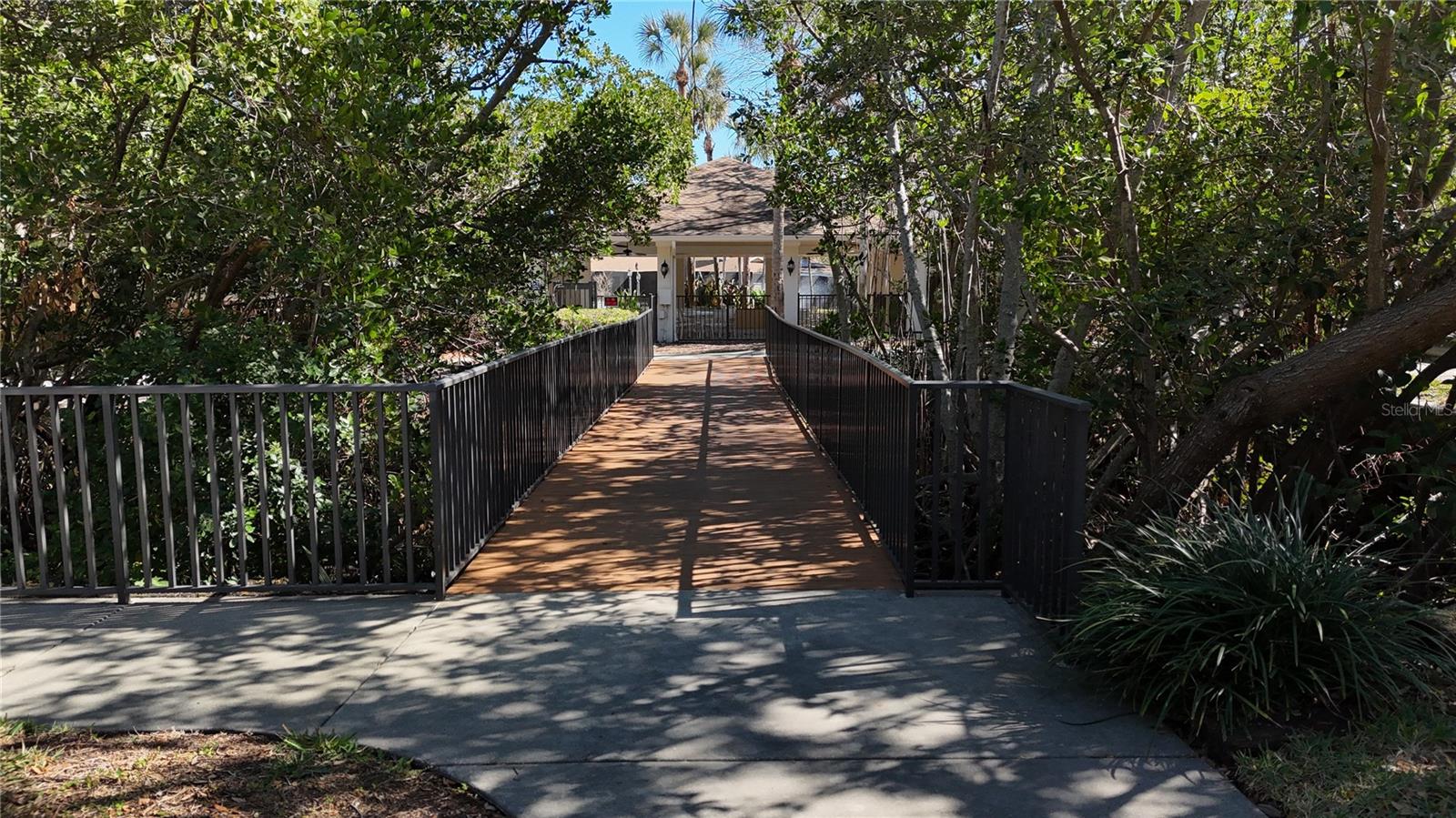 764 CAPTIVA CT NE, ST PETERSBURG, FL, 33702