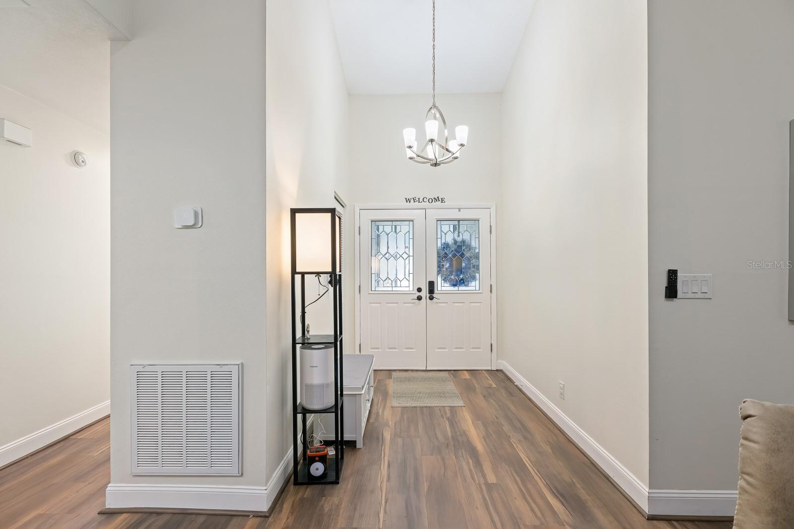 764 CAPTIVA CT NE, ST PETERSBURG, FL, 33702