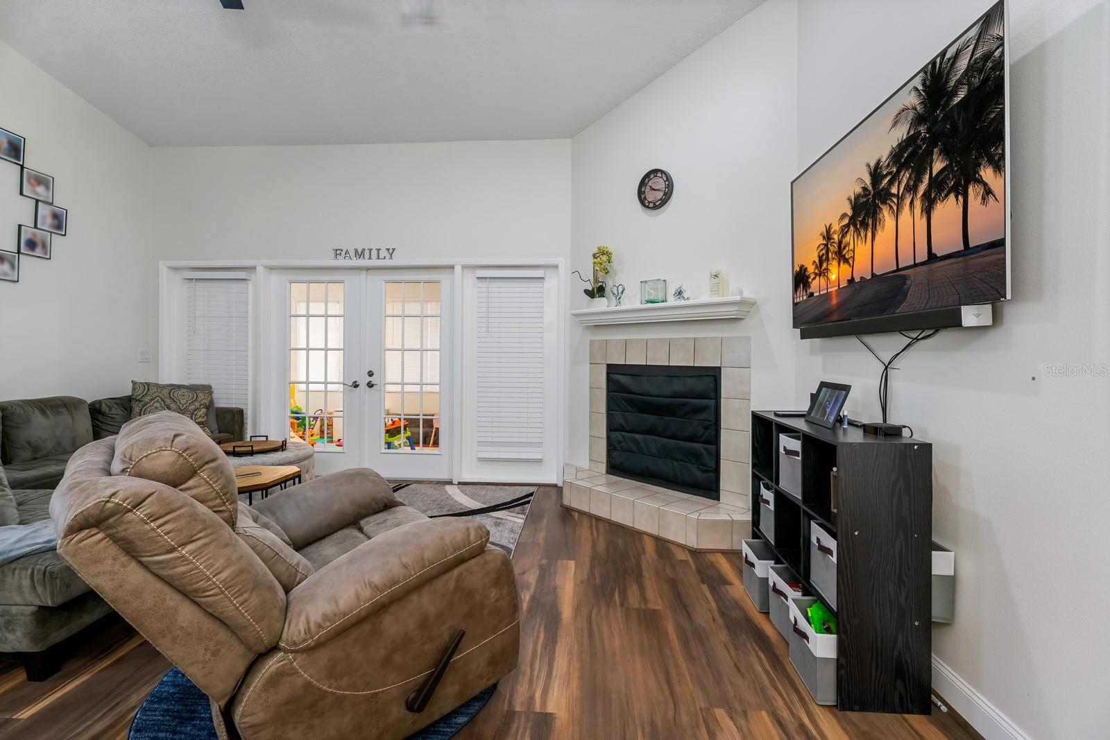 764 CAPTIVA CT NE, ST PETERSBURG, FL, 33702