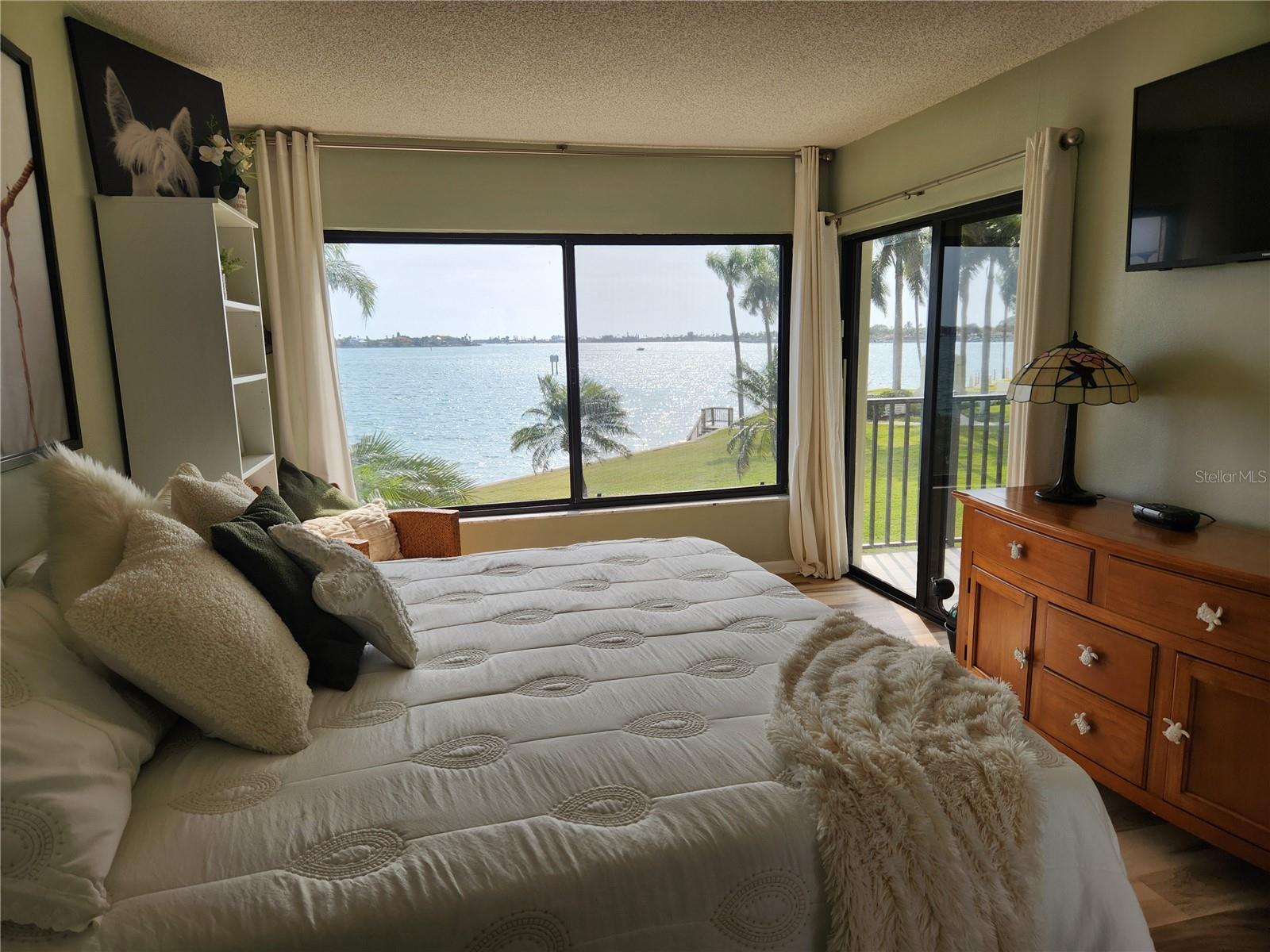 6287 BAHIA DEL MAR CIR #210, ST PETERSBURG, FL, 33715