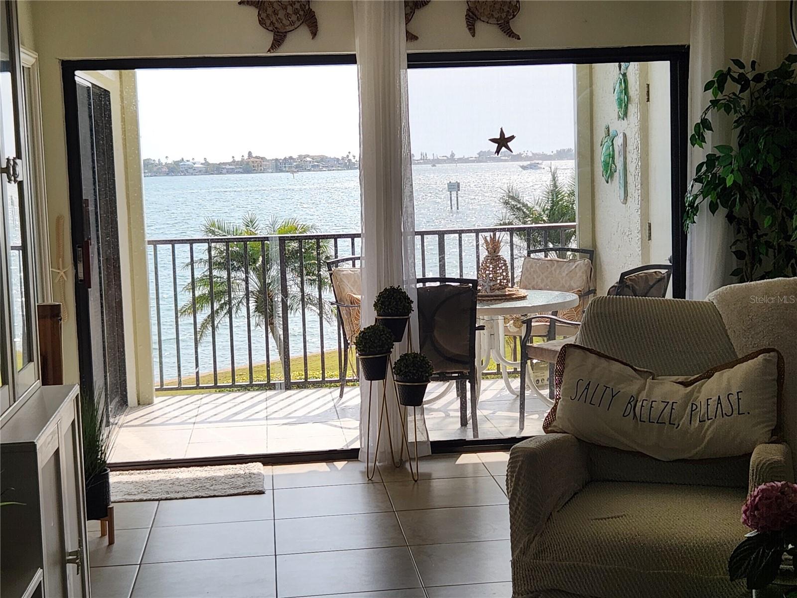 6287 BAHIA DEL MAR CIR #210, ST PETERSBURG, FL, 33715