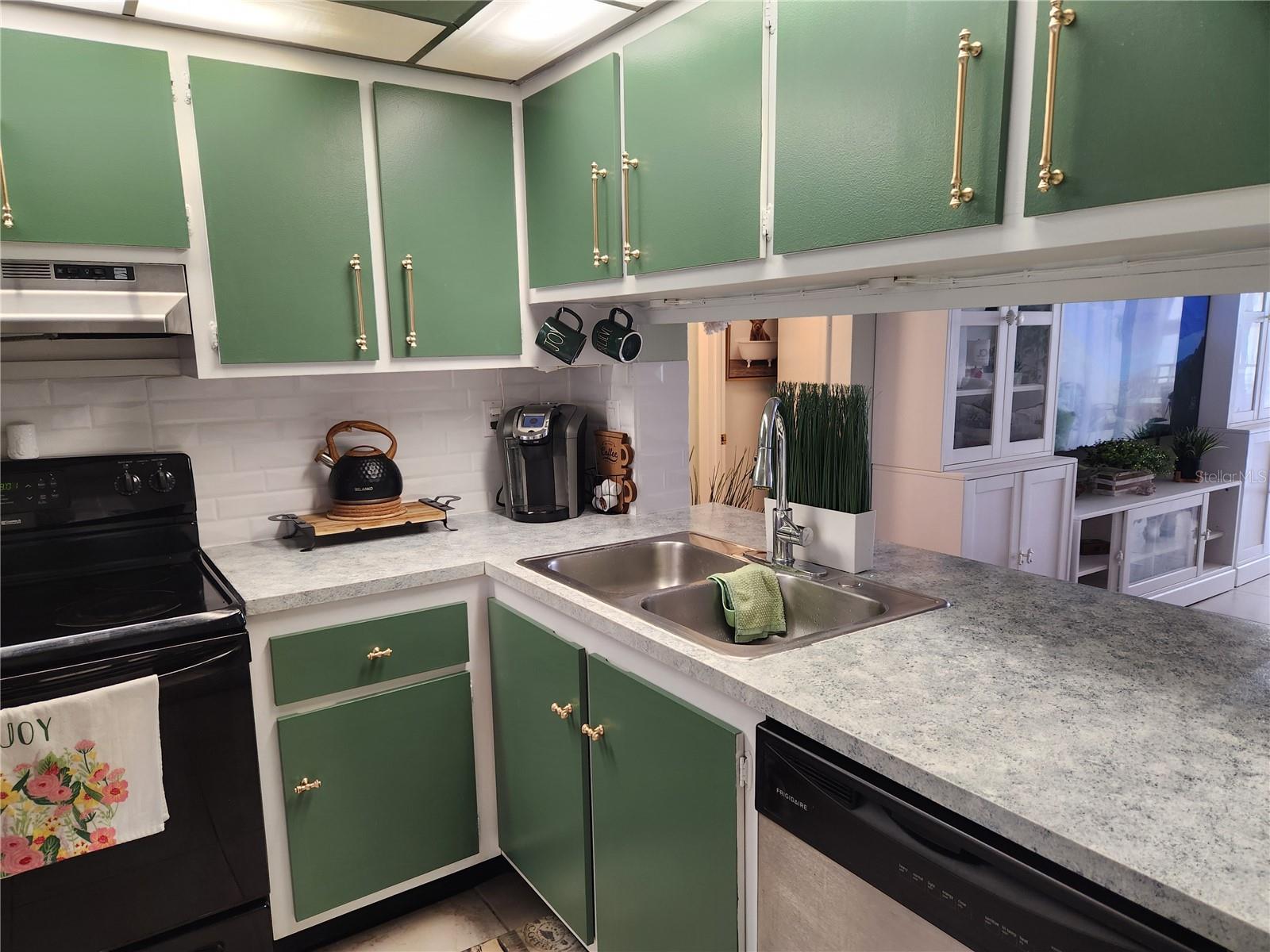 6287 BAHIA DEL MAR CIR #210, ST PETERSBURG, FL, 33715
