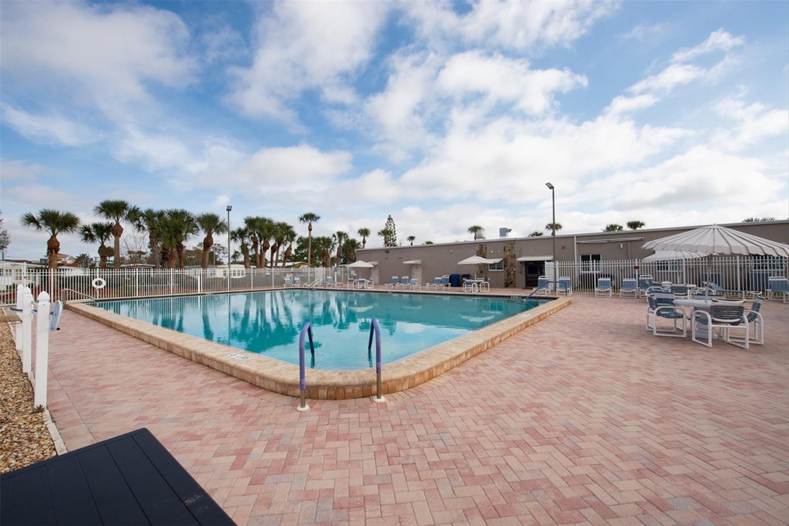 275 PELICAN DR N, OLDSMAR, FL, 34677