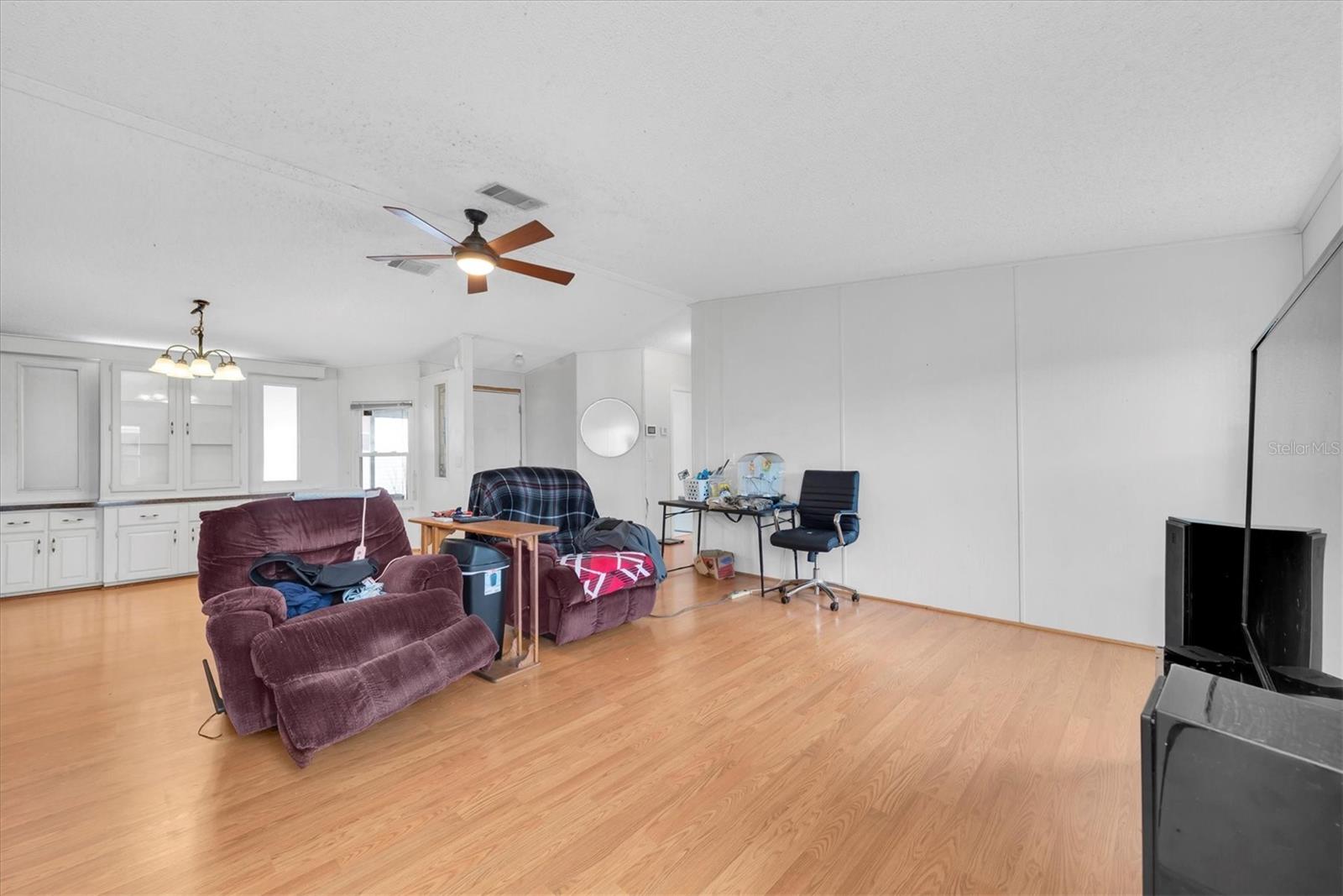 275 PELICAN DR N, OLDSMAR, FL, 34677